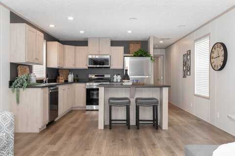 5449 Mount Court, Kalamazoo, MI 49002
