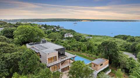 15 North Neck Lane, Montauk, NY 11954