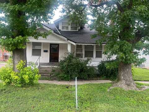 453 Elm Street, Chillicothe, MO 64601