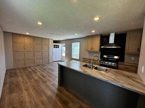 1249 McDevitt Ave, Jackson, MI 49203
