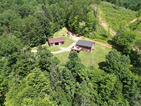 501 Grannies Creek, Newton, WV 25266