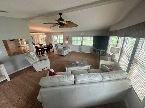 1245 Buena vista dr, North Fort Myers, FL 33903