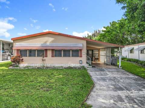 8775 20th St, Vero Beach, FL 32966