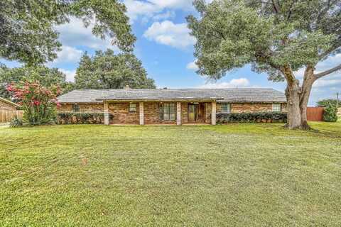 5102 Western Lane, Vernon, TX 76384