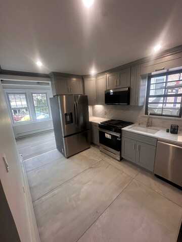15437 11thave, Whitestone, NY 11357