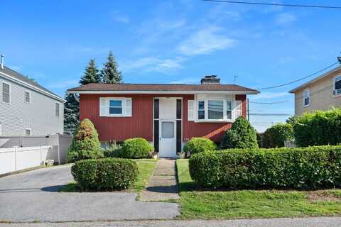 220 Bleloch Avenue, Peekskill, NY 10566