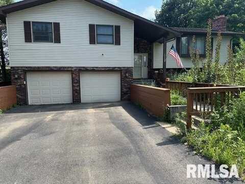 1000 E WASHINGTON Street, Riverton, IL 62561