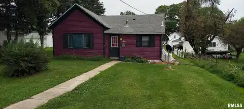 304 S 3RD Avenue, New Windsor, IL 61465