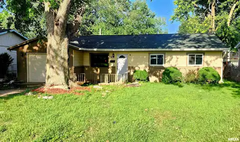 34 BUCKINGHAM Drive, Chatham, IL 62629