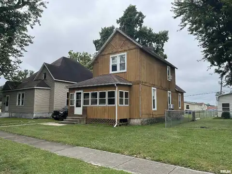 404 N BEECH Street, Centralia, IL 62801