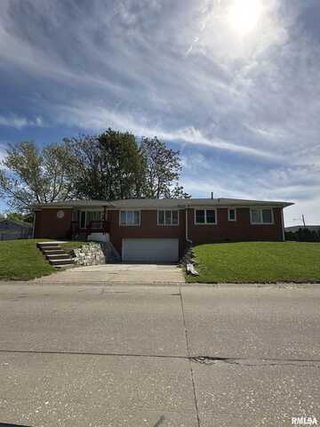 4016 1ST Street, East Moline, IL 61244