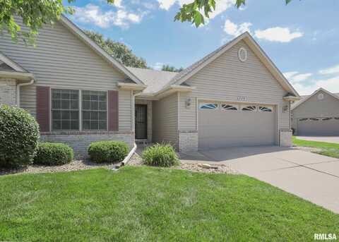 809 Hartz Court, Le Claire, IA 52753