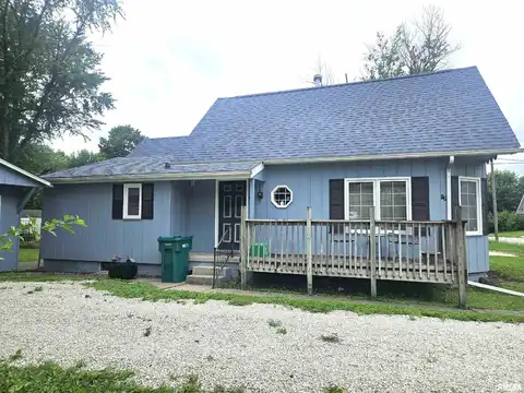 52 W LOSEY Street, Galesburg, IL 61401