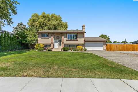 5105 W Sylvester St, Pasco, WA 99301