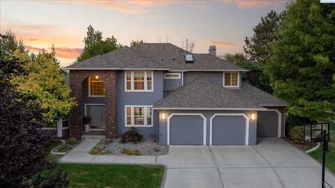 4105 S Irby St, Kennewick, WA 99337
