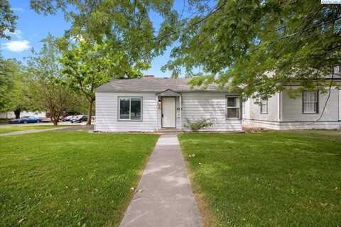 422 W Kennewick Ave, Kennewick, WA 99336