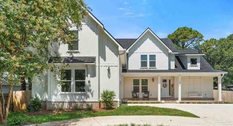 302 Camelia St, Gulf Breeze, FL 32561