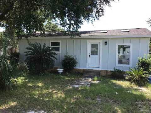 6029 Capitol Dr, Gulf Breeze, FL 32563
