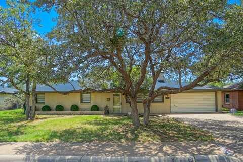 1605 McClintic St, Midland, TX 79701