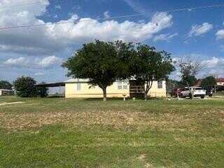 1040 County Rd 137, Snyder, TX 79549