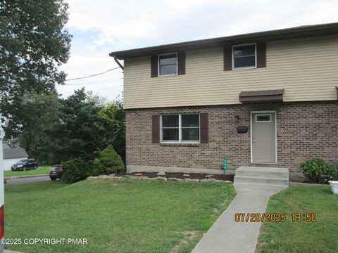 800 William Street, Pen Argyl, PA 18072