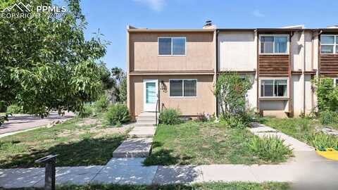 4218 Forrest Hill Road, Colorado Springs, CO 80907