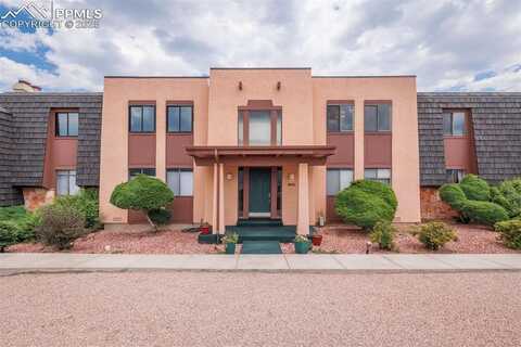 2905 Mesa Road, Colorado Springs, CO 80904