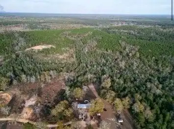 250 Redfish Rd, Poplarville, MS 39470
