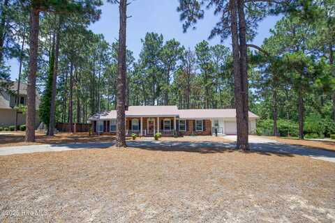 187 Skyline Manor Road, Southern Pines, NC 28387