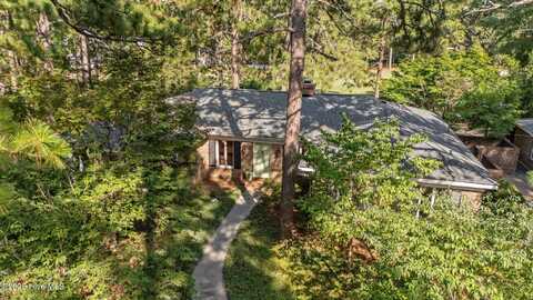 525 Fairway Drive, Southern Pines, NC 28387