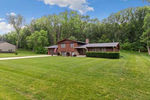 2073 Grand Detour, DIXON, IL 61021