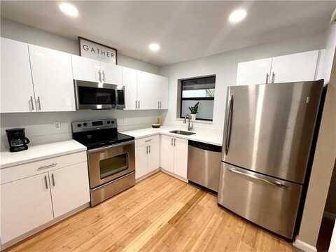 3561 NW 35th St, Coconut Creek, FL 33066