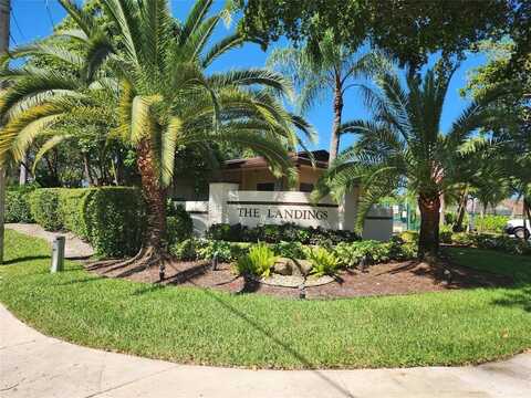 9020 NW 60th St, Tamarac, FL 33321
