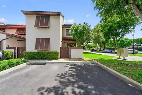 13341 SW 88th Ter, Miami, FL 33186