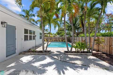 1911 NE 24th St, Wilton Manors, FL 33305