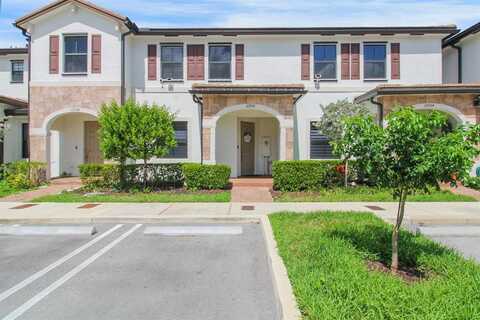 10956 W 32nd Ln, Hialeah, FL 33018