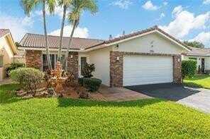 2755 NW 92nd Ave, Coral Springs, FL 33065