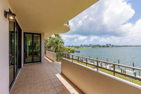 12000 N Bayshore Dr, North Miami, FL 33181