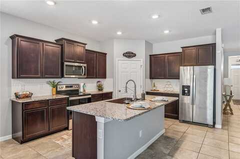 2545 Crowned Eagle Circle SW, Vero Beach, FL 32962