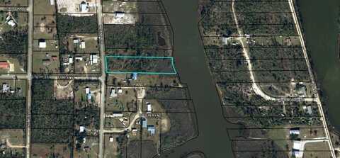 536 N Canal Dr, Port Saint Joe, FL 32456