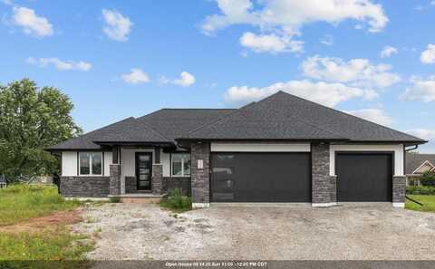 3308 KELSEA Way, OSHKOSH, WI 54904