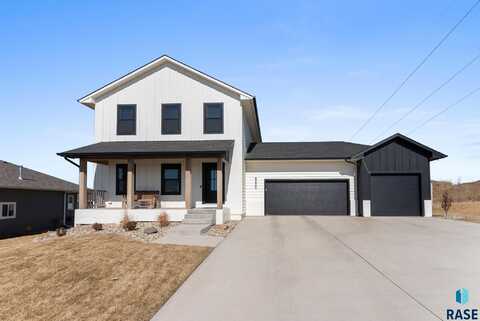 8400 E Willow Leaf St, Sioux Falls, SD 57110