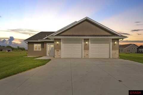 105 Gray Fox Path, Eagle Lake, MN 56024