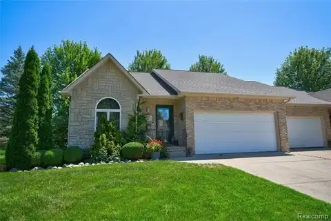6093 Steeplechase Drive, Grand Blanc, MI 48439