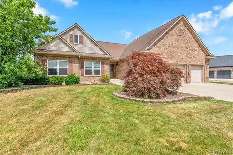 27214 Celtic Drive, Flat Rock, MI 48134