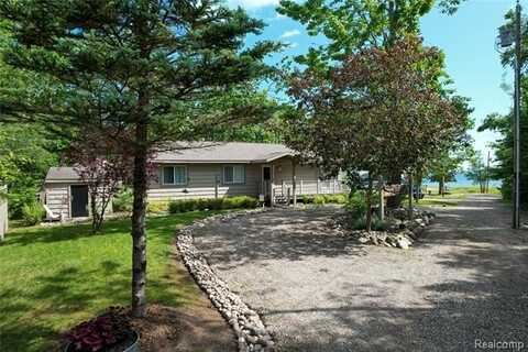 19378 Uta Lane, Bearinger, MI 49759