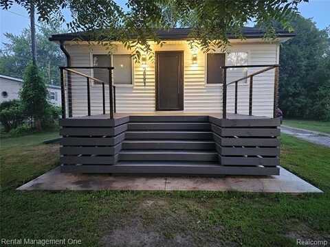 2991 Marlington Road, Waterford, MI 48329