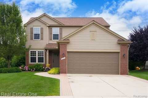 851 Deer Run Lake Road, Holly, MI 48442