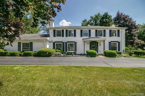 3820 Burning Tree Drive, Birmingham, MI 48302