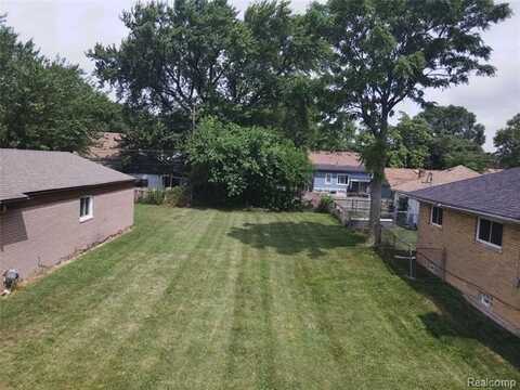 8275 Cadillac Avenue, Warren, MI 48089